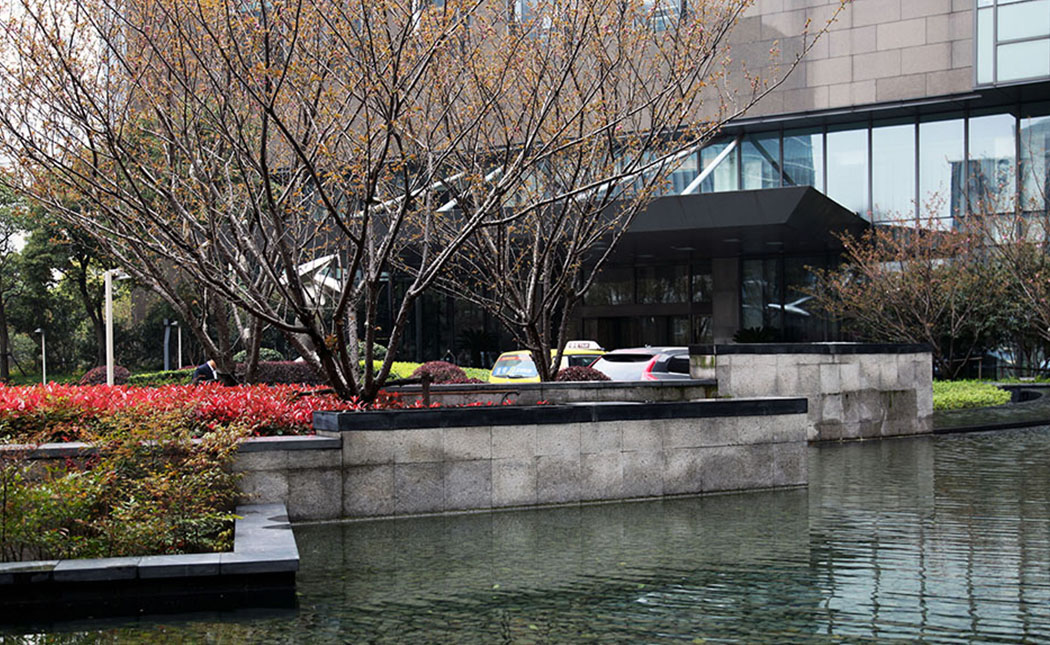 漕河涇萬(wàn)麗酒店